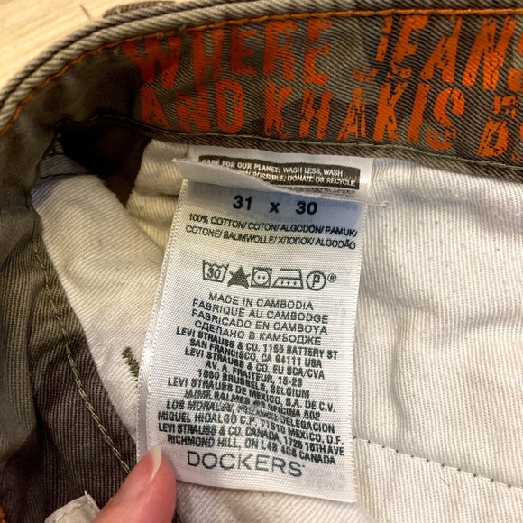 Dockers Camo Pants - Picture 7 of 7